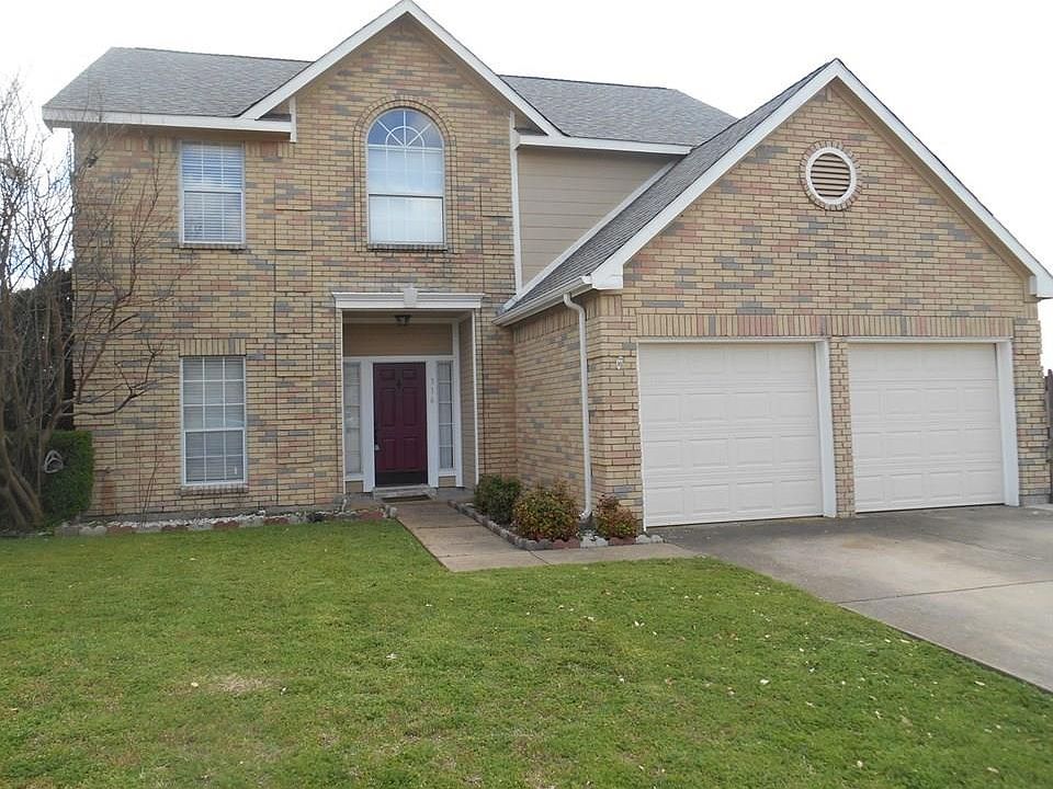 1st image of 316 Meandering Way