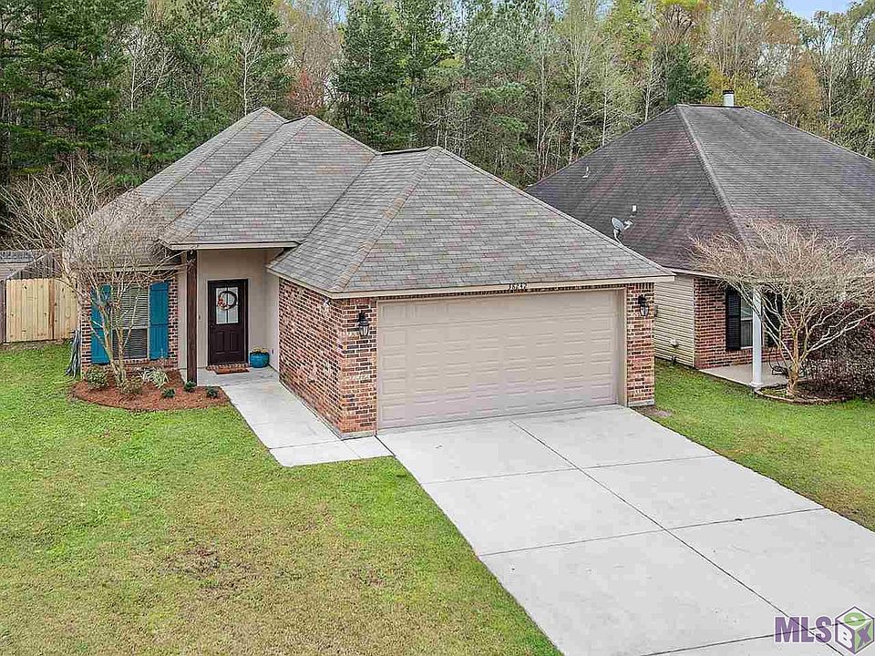 1st image of 38242 Shelby Dr