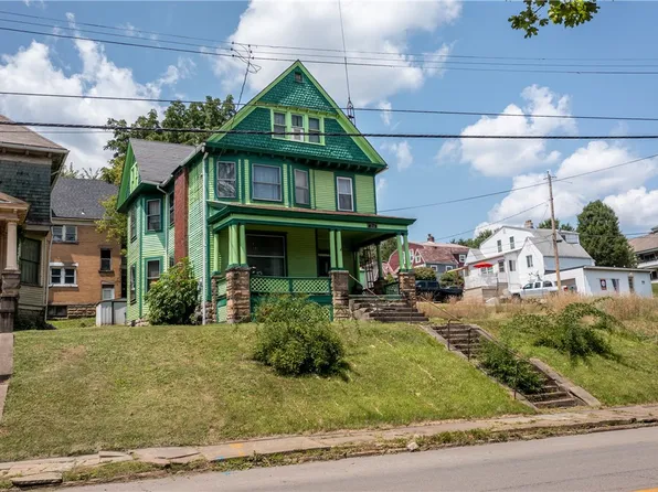 258 S Irvine Ave, Sharon, PA 16146