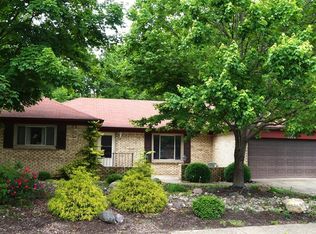628 Rahkewood Dr, Indianapolis, IN 46217