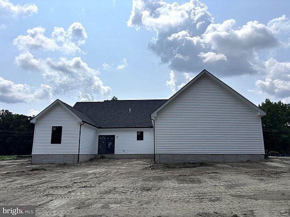5th image of 2837 Fords Corner Rd