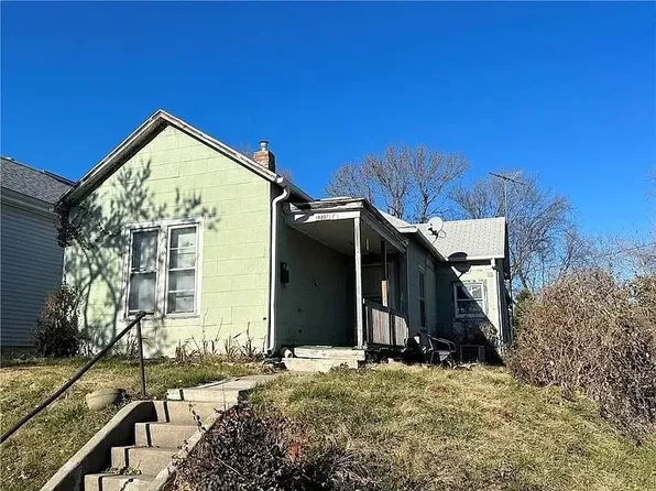2725 Delaware St, Saint Joseph, MO 64506