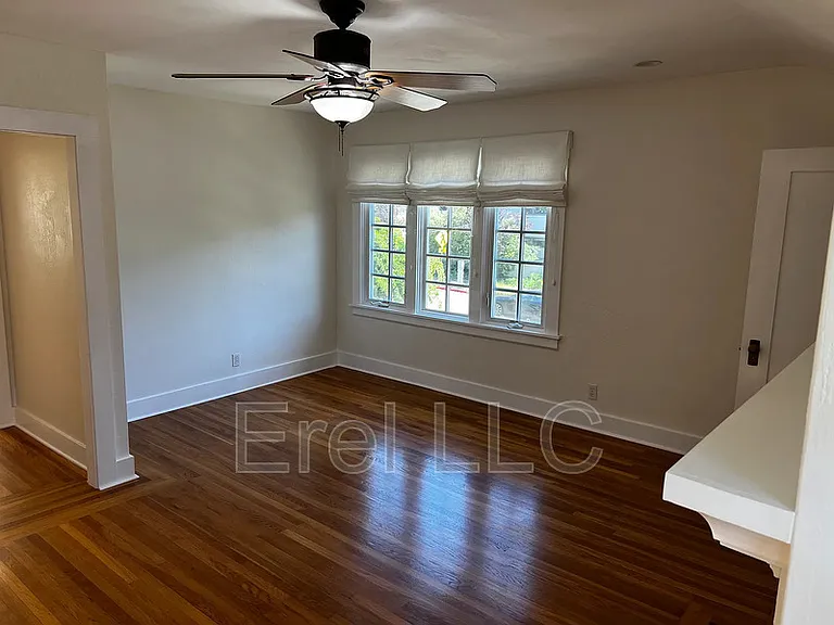 2521 Ashby Ave — Photo 5