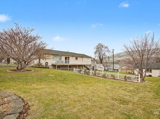 1103 3rd St, Asotin, WA 99402