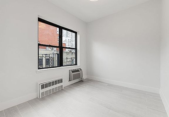 5th image of 442 E 75th St #5E