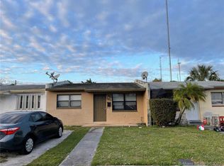 5411 SW 37th St, Hollywood, FL 33023