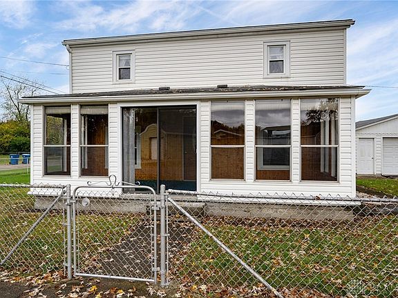 3rd image of 1 Bethania Ave