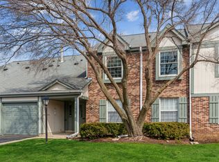 1575 Stonehill Ct APT C, Wheaton, IL 60189