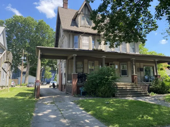510 W University Ave. Champaign, IL