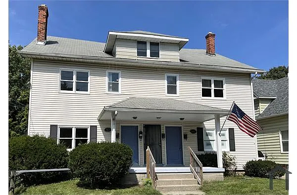 Building Photo - 1924 1/2 Airline Ave