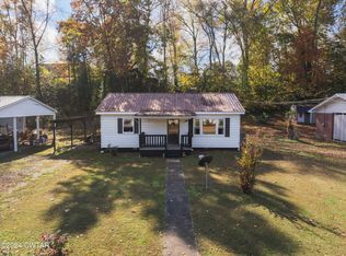 122 Shelton St, Linden, TN 37096