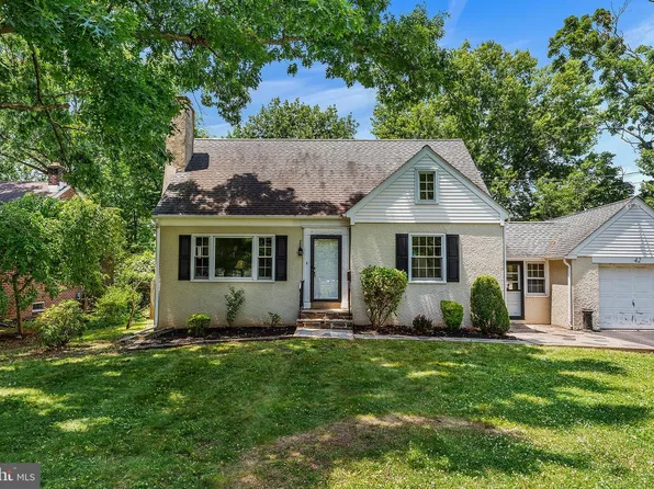 42 Park Ave, Lansdale, PA 19446