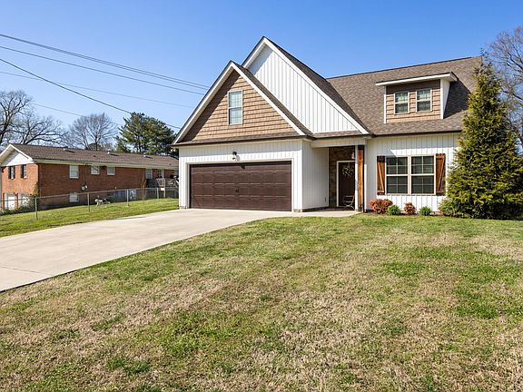 3rd image of 41 Melody Ln
