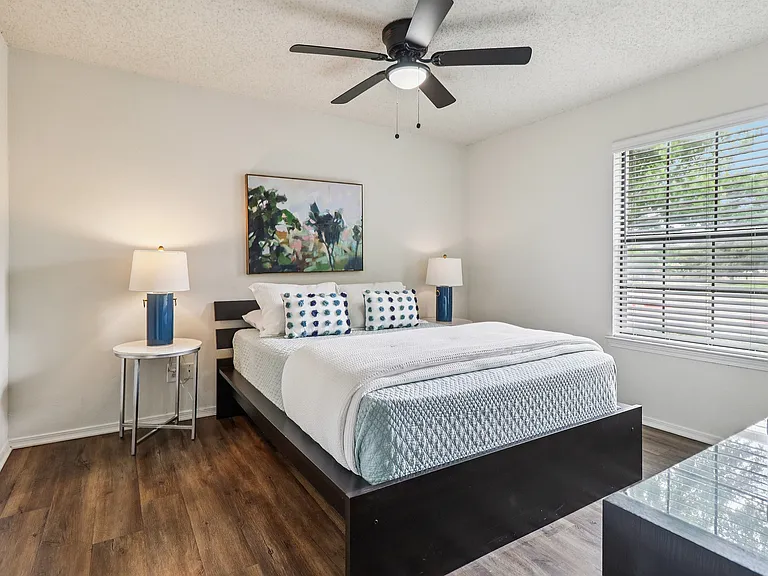 A2 Bedroom from door