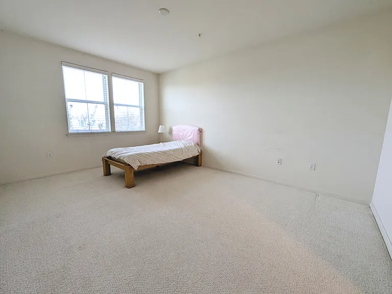 600 S Abel St #316 — Photo 8