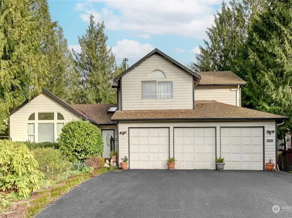 1701 181st Place SW, Lynnwood, WA 98037