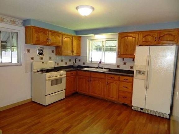 Kitchen Angle 1