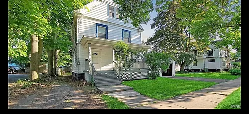 718 Clarendon St #1 Photo 1