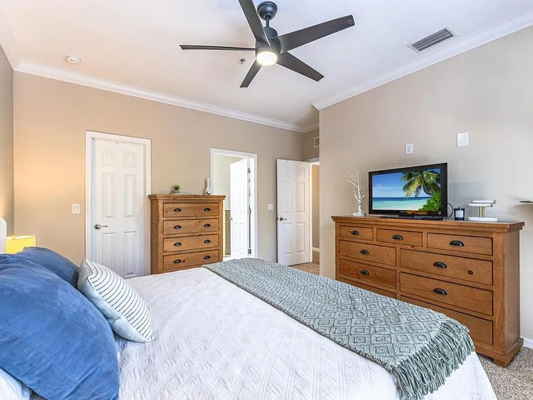 23550 Alamanda Dr #203 — Photo 36