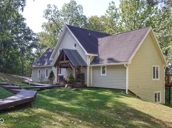 9007 E Agate Ave, Nashville, IN 47448