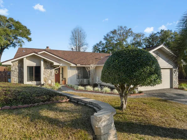 232 Yellow Pine Ct, Niceville, FL 32578