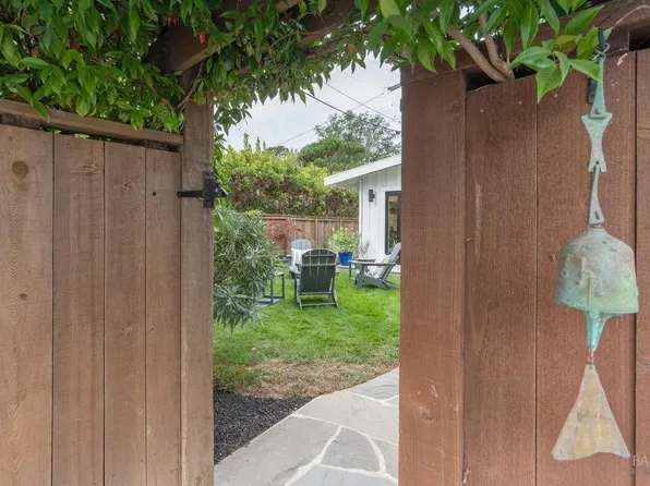 82 Meadow Drive, Mill Valley, CA 94941