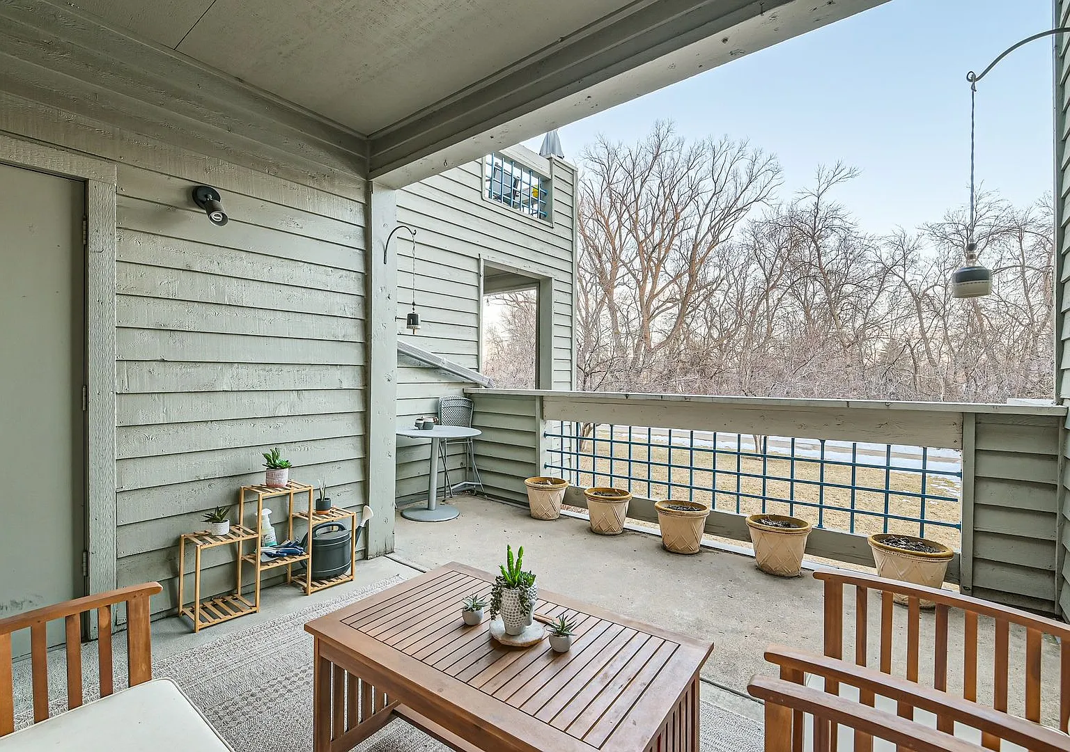 Urban Oasis: Cozy Furnished 1 BDR in Boulder — Photo 4