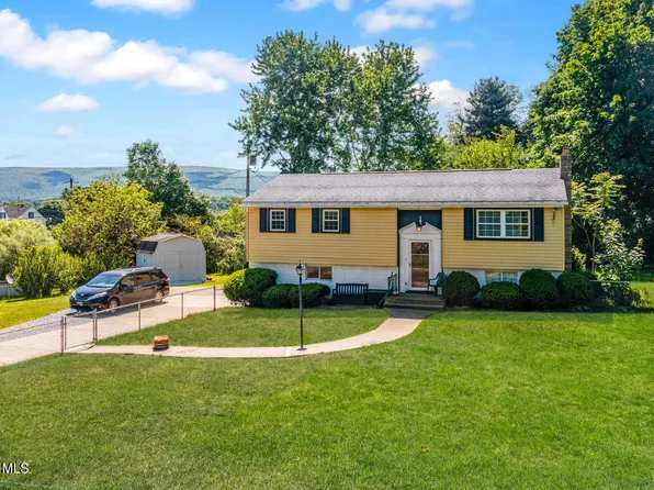 3149 Pine Ave, Altoona, PA 16601