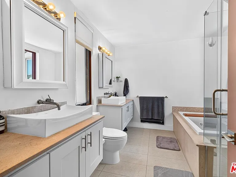 1327 Euclid St #3 — Photo 29