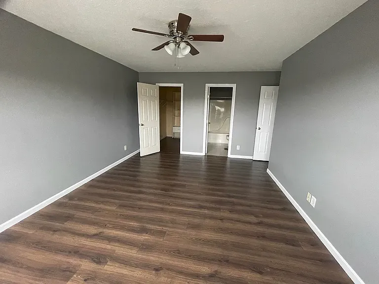 3214 Bridlerun Dr — Photo 10