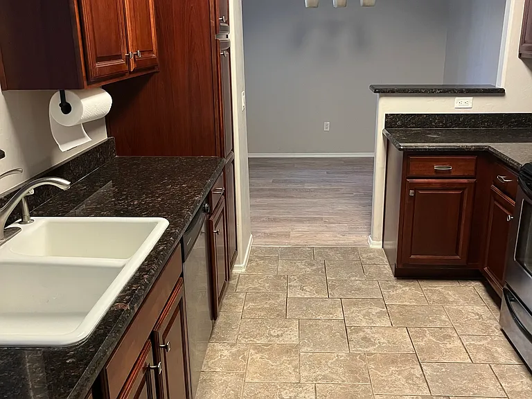 2550 E River Rd #12102 — Photo 7
