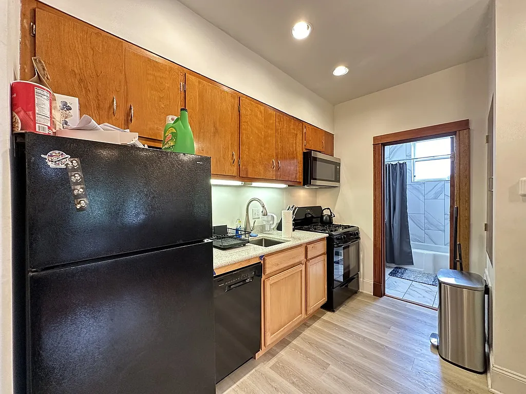 1 bed, 600 sqft, $2,200 — Photo 4