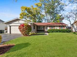 1380 Wasdale Ave, Elk Grove Village, IL 60007