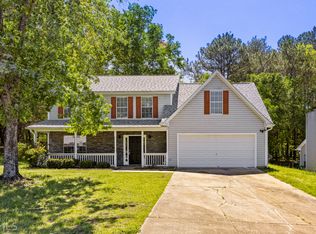 8067 Harmony Lakes Dr, Lithonia, GA 30058
