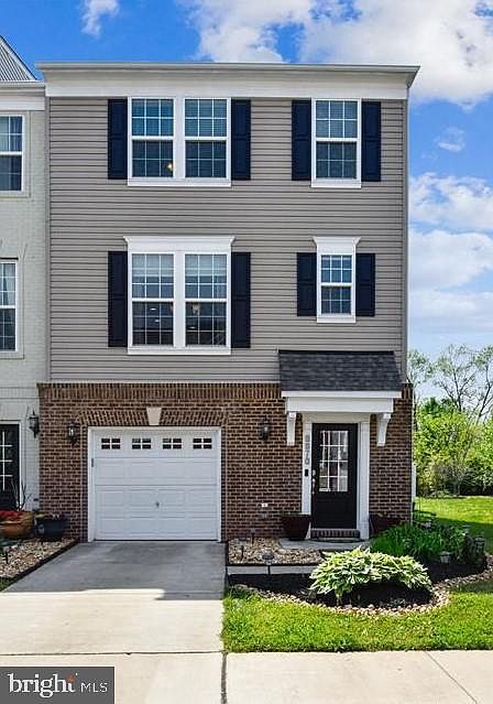 1st image of 8870 Englewood Farms Dr