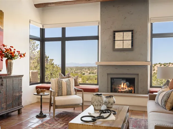 830 Camino De Jemez, Santa Fe, NM 87501