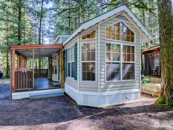 132 Jasper Trail, Deming, WA 98244