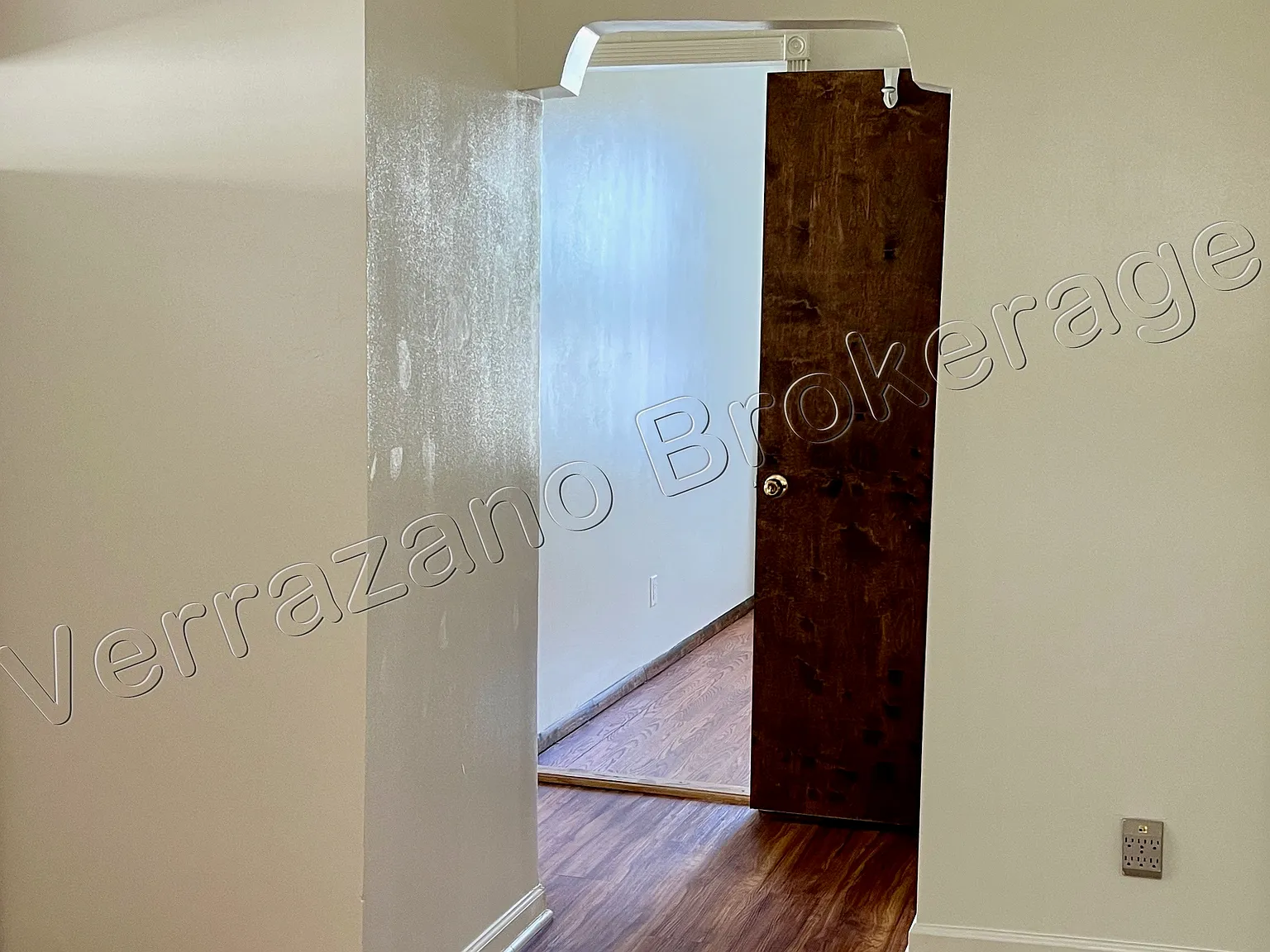 1 bed, $2,000 — Photo 3