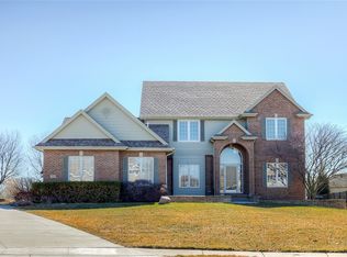 12808 Timberline Dr, Urbandale, IA 50323