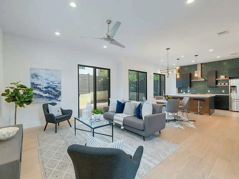 1205 Deloney St #A — Photo 4