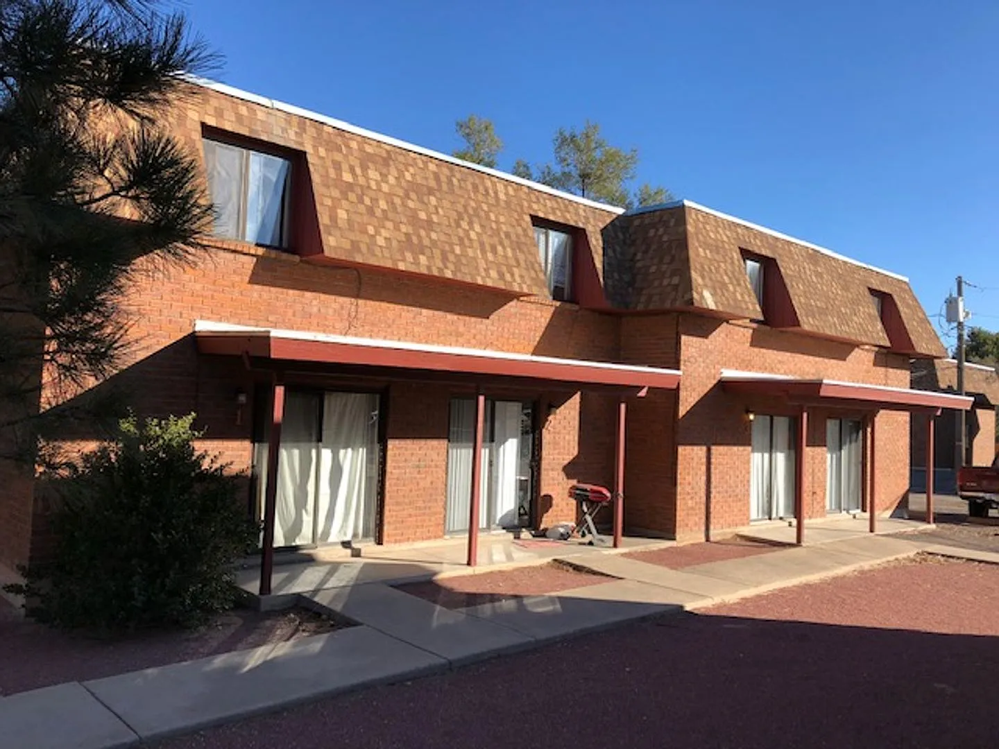 Chapa Apartments — Photo 1