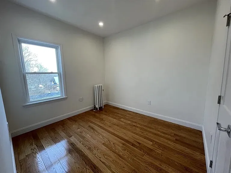 210 Whitman Ave #3 — Photo 9