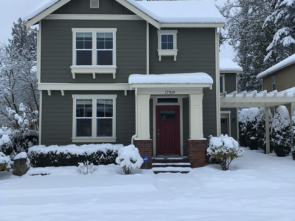 2nd image of 17319 NE 118th Ct