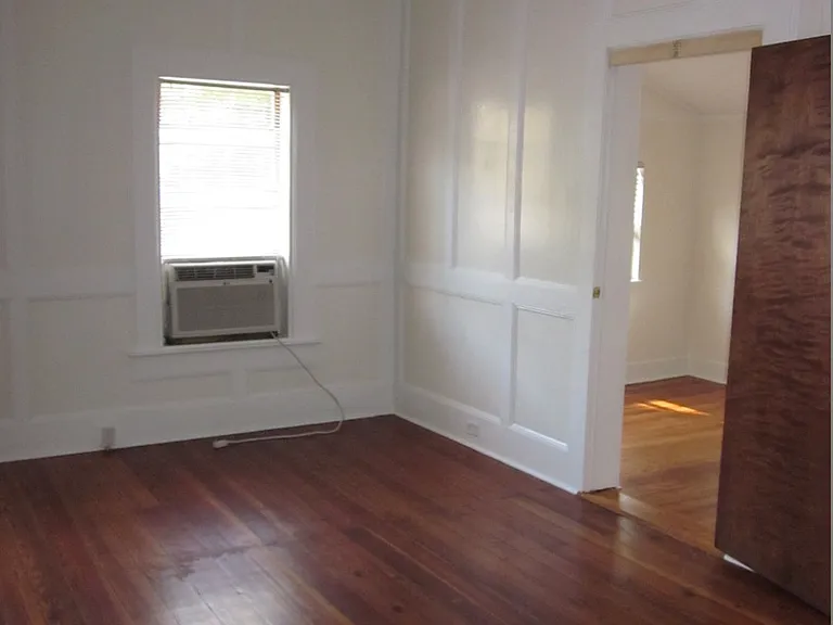 734 NE 3rd Ave #1 — Photo 5