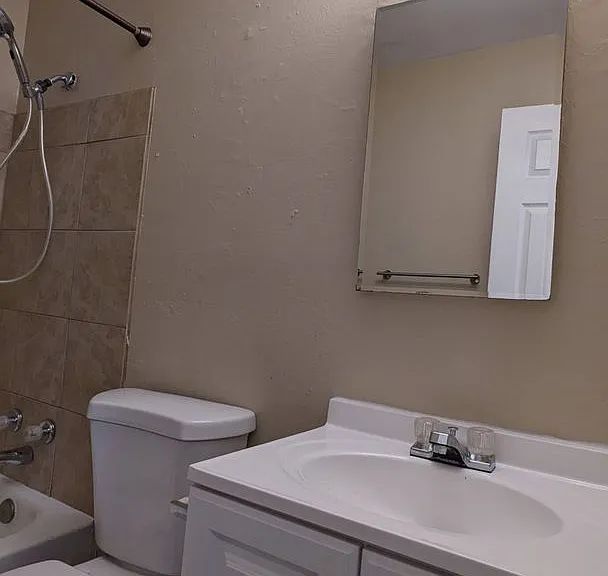 4332 Ericson Dr — Photo 6