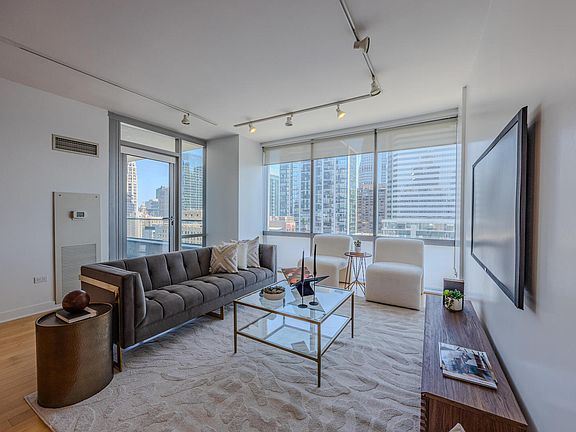 2nd image of 8 E Randolph St Unit 2503