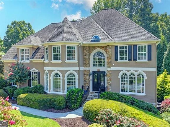 3rd image of 4105 Falls Ridge Dr