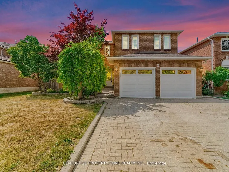4 Garbutt Cres — Photo 1