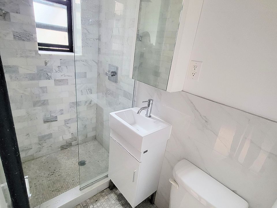 2nd image of 137 W 137th St APT 5D