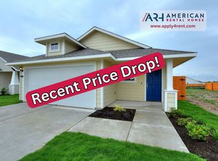 210 Trailside Ln, Bastrop, TX 78602